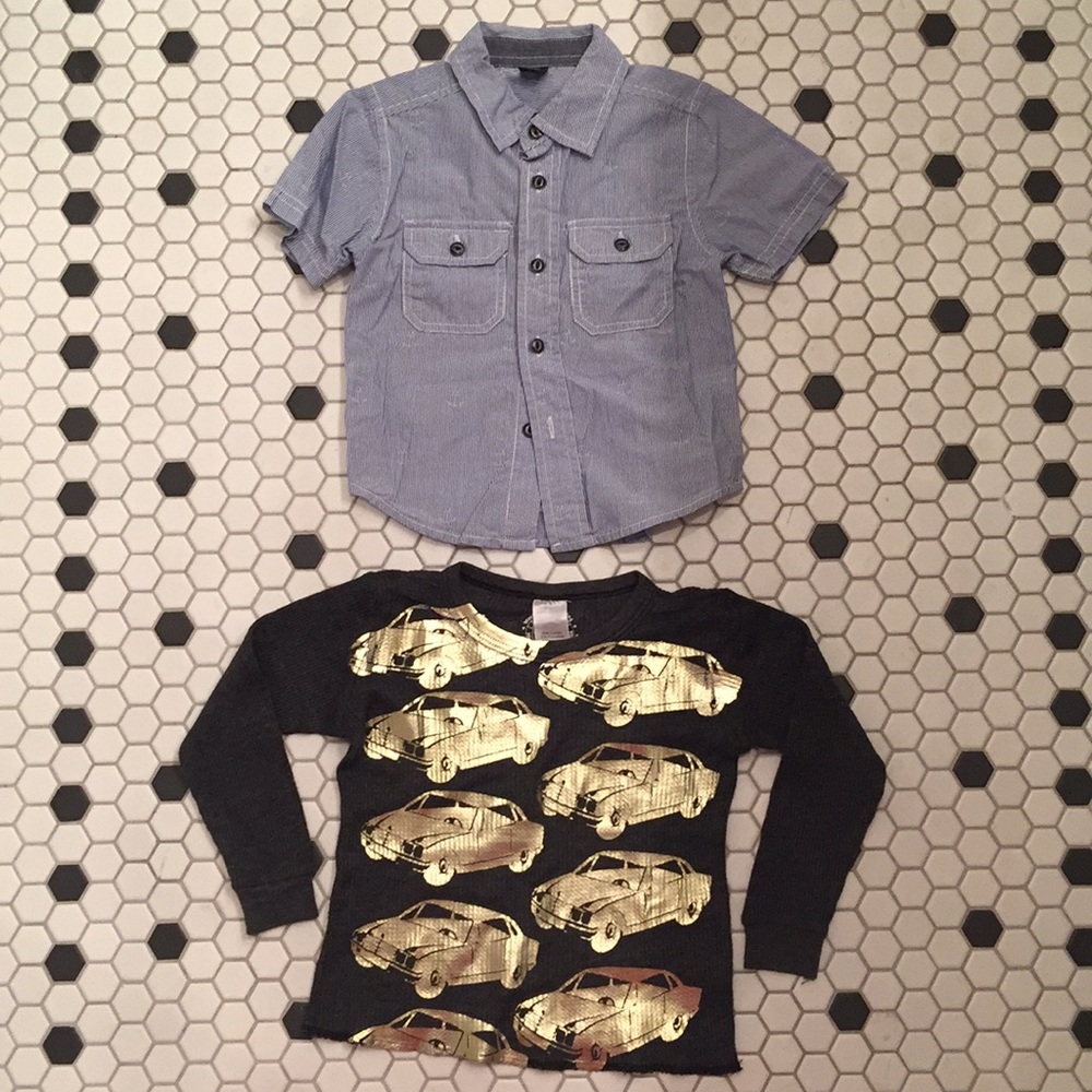 2 shirts BABY GAP, LUCKY FISH BROOKLYN boy 12-18mo